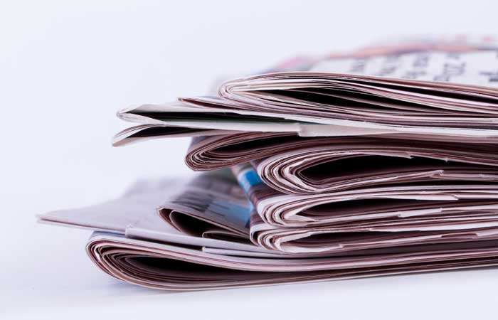 newspaper for snake bedding